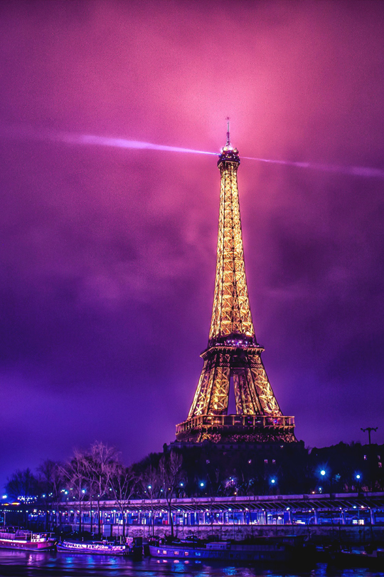 tour-eiffel-la-nuit