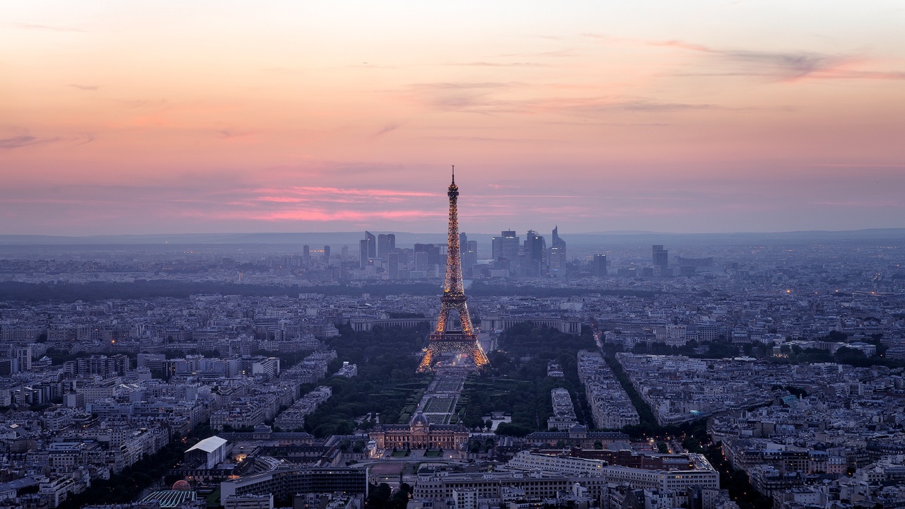 vue-aerienne-de-la-tour-eiffel